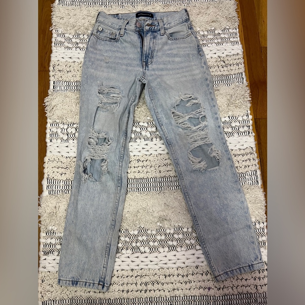 Aèropostale High Rise Mom Jean